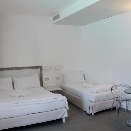 Miramare Hotel 4*