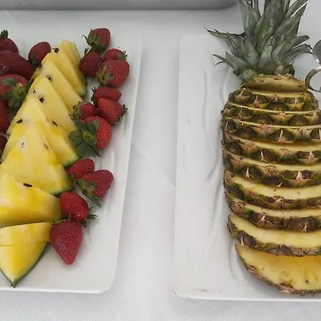 Miramare فندق مارينا دي راغوزا