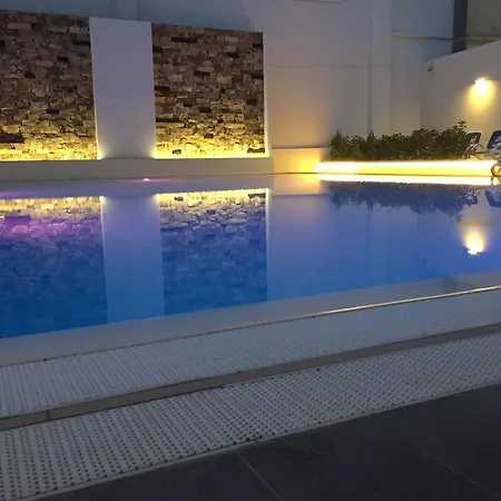 Miramare مارينا دي راغوزا