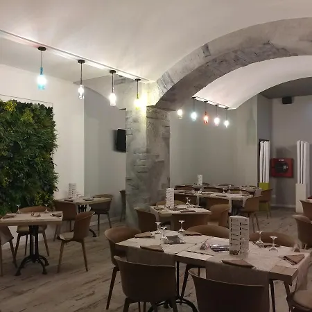 Miramare مارينا دي راغوزا