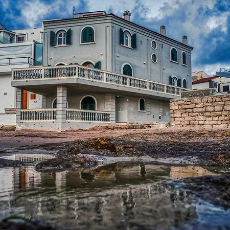 Miramare 4* مارينا دي راغوزا